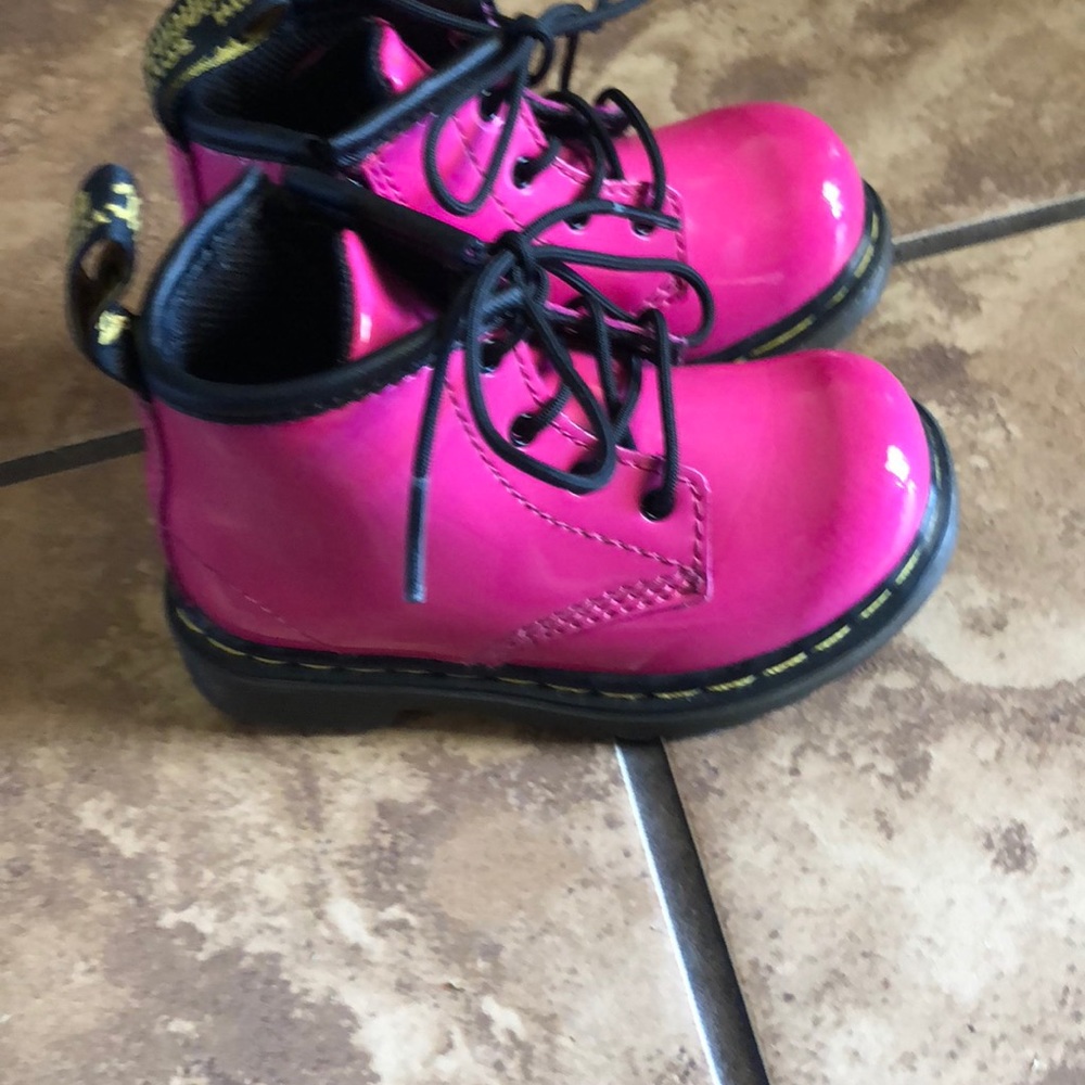 Dr martens size 6 toddlers